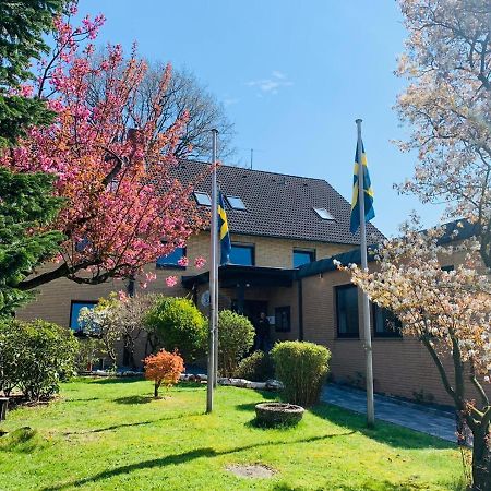 Hotel Am Schwarzen Berg Stade Buitenkant foto