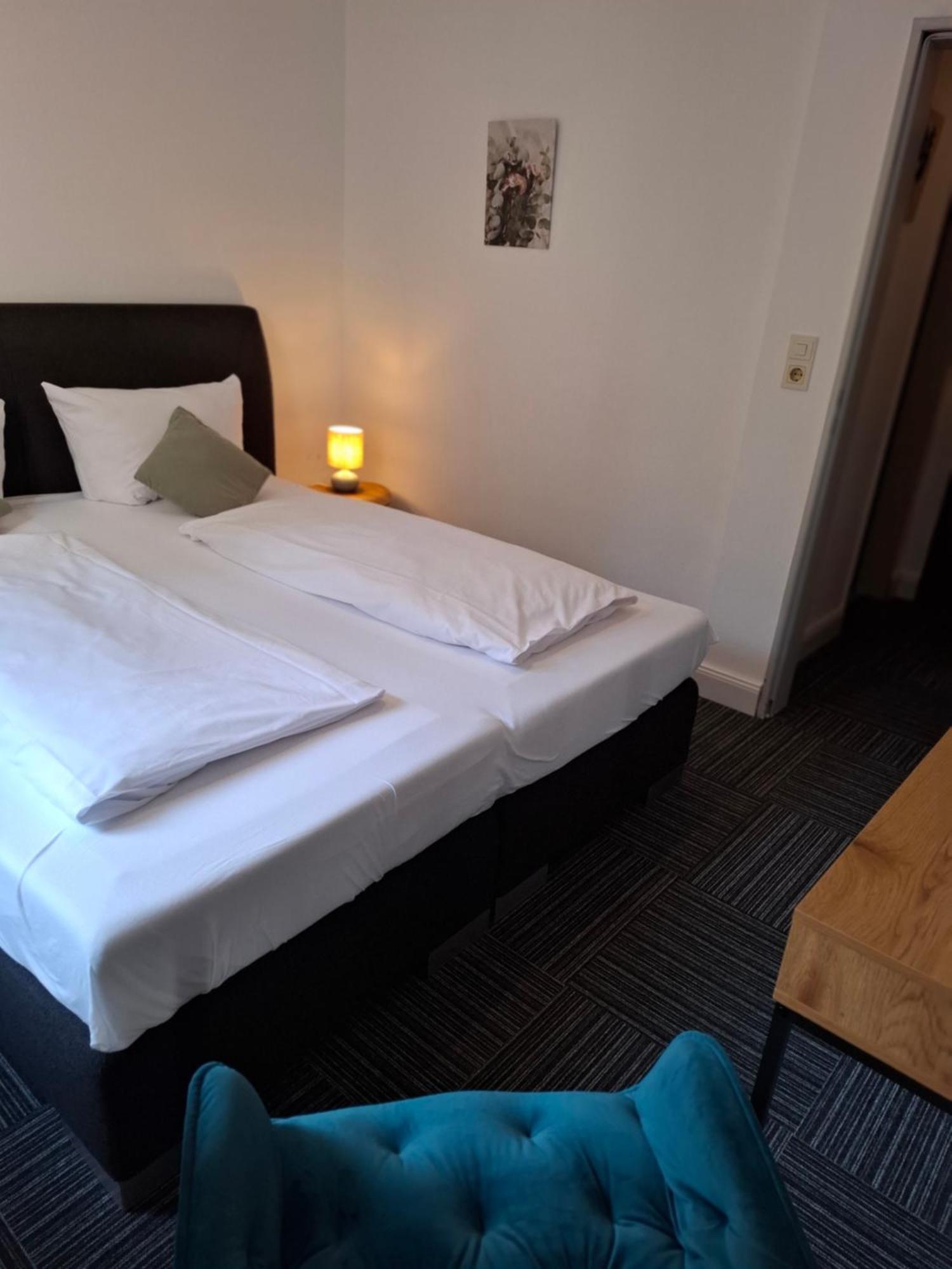 Hotel Am Schwarzen Berg Stade Buitenkant foto