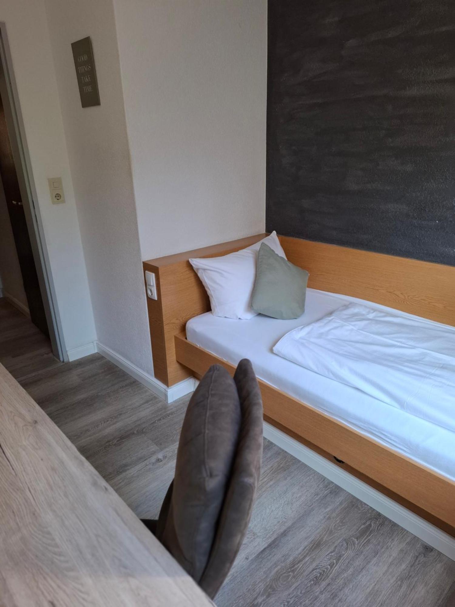 Hotel Am Schwarzen Berg Stade Buitenkant foto