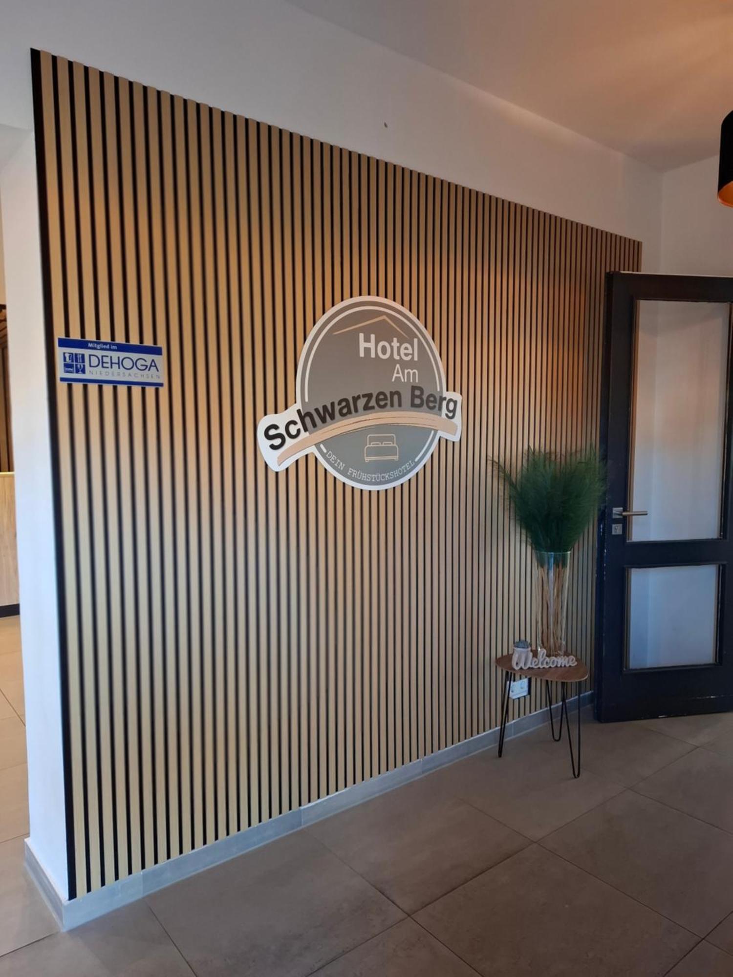Hotel Am Schwarzen Berg Stade Buitenkant foto