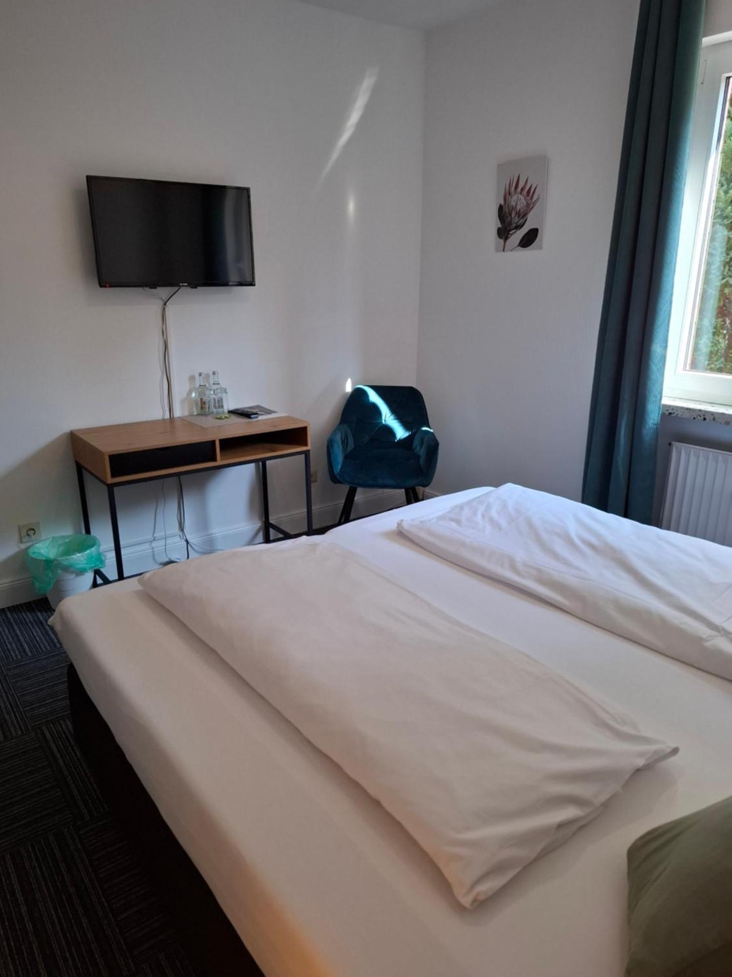 Hotel Am Schwarzen Berg Stade Buitenkant foto