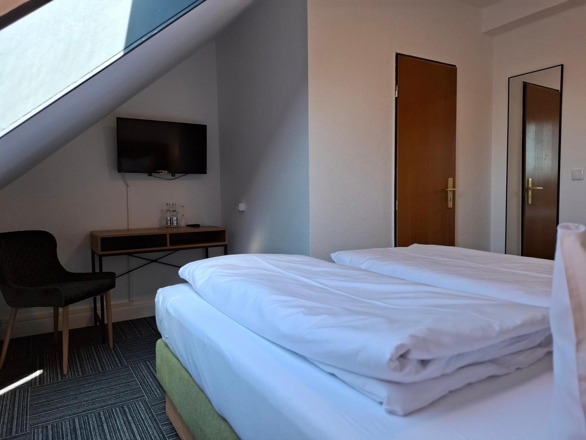 Hotel Am Schwarzen Berg Stade Buitenkant foto